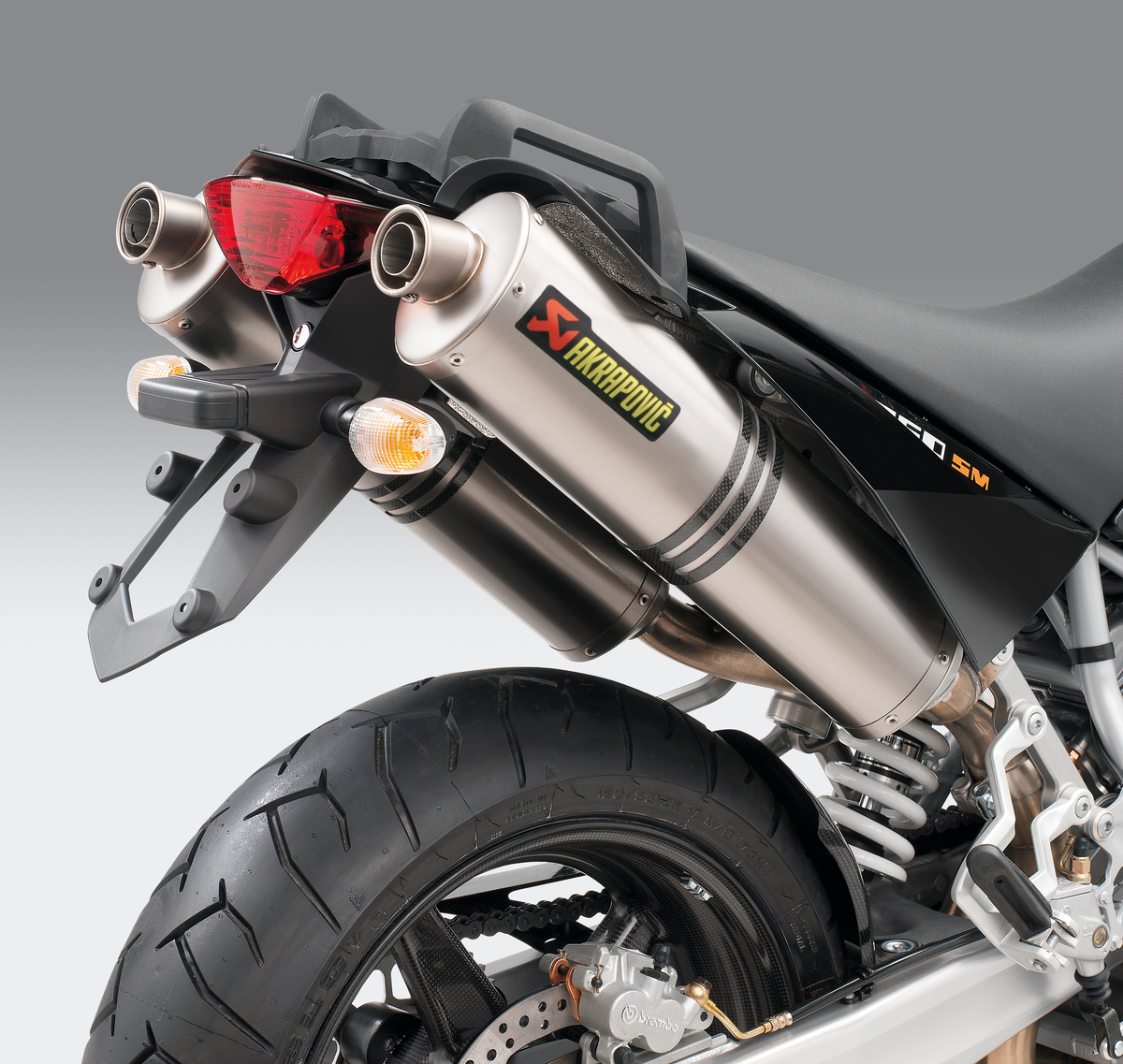 Akrapovic "Slip-on Line"