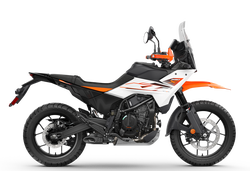 390 ADVENTURE X, white - B.D.       2026
